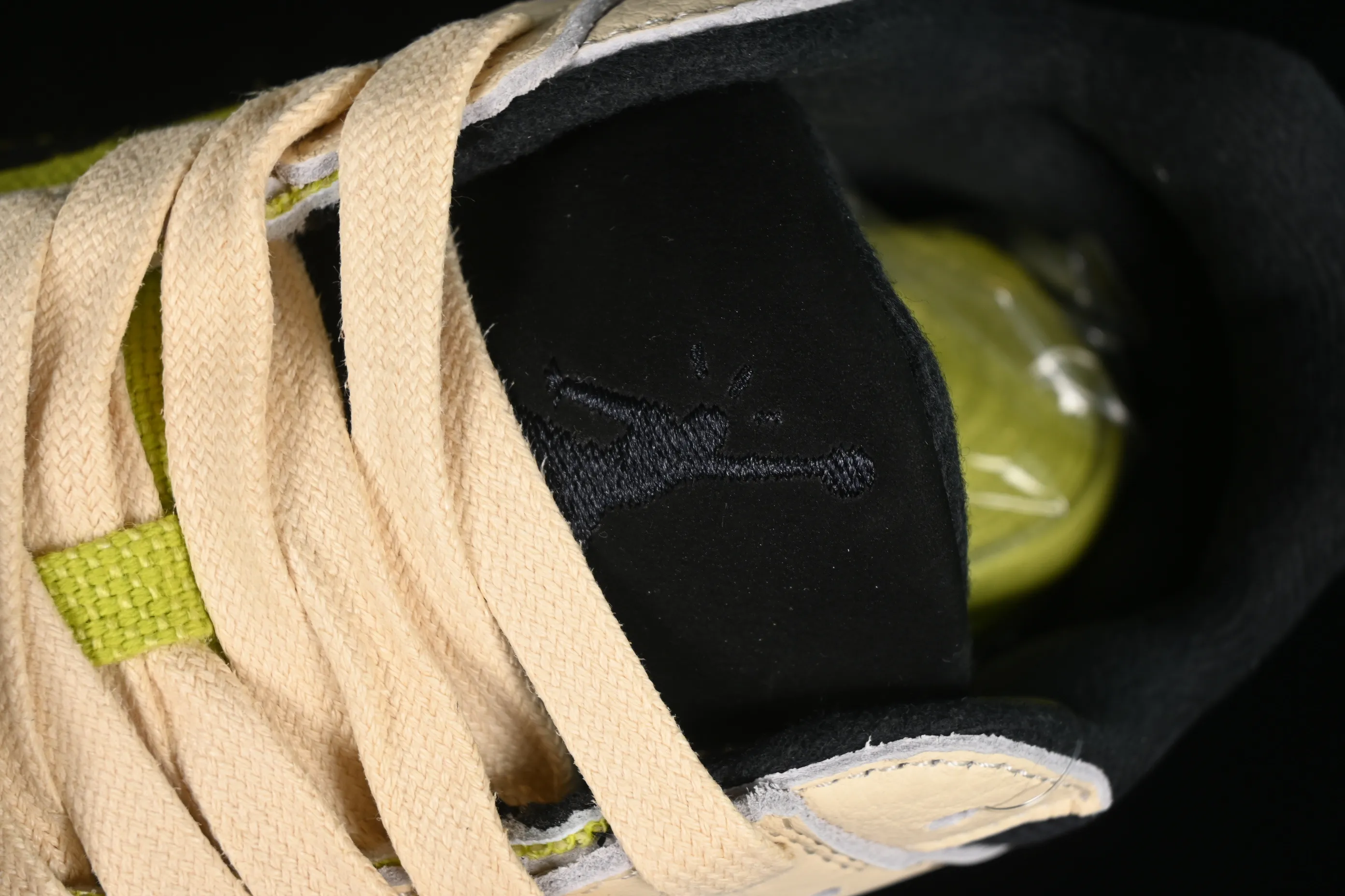 All categories Air Jordan Jordan series basketball shoes Air Jordan 1 Low LW version Travis Scott x Jordan Cut The Check AJ1 Joe 1 hook and loop fashion basketball shoes FZ8117-102